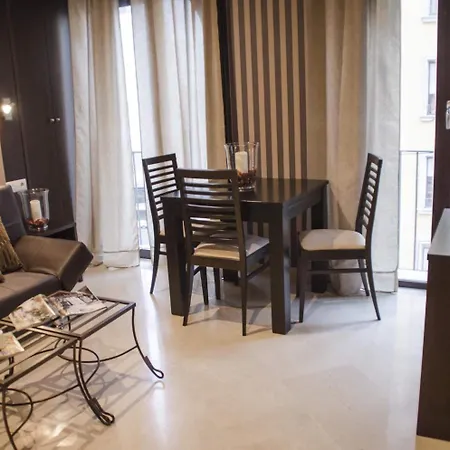 Duquesa 3* إشبيلية